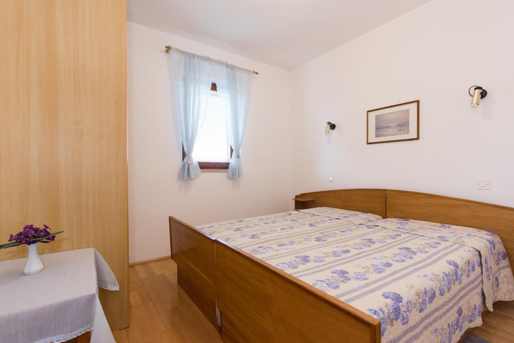 Apartment & Room Dinka, Krk Krk Town Room photo